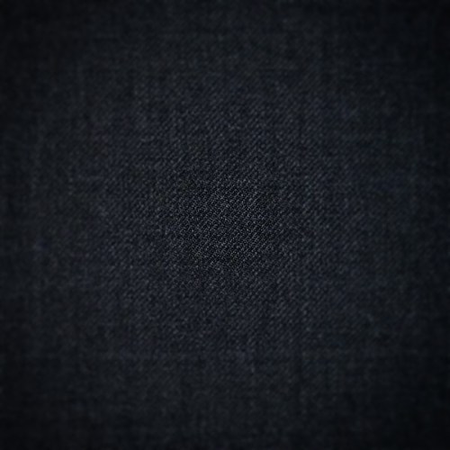 Medium Grey Twill Super 110’s Suiting £19 PER METRE #yorkshirefabric #clearance #suiting #clot