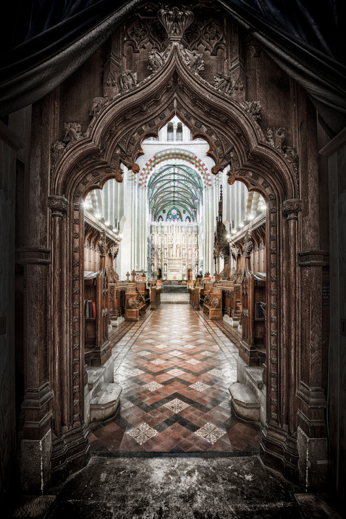 timothyselvage:  St Albands Cathedral Church, UK - Doorway: HDR photography by Timothy Selvage inside St Alban’s Cathedral.   You can also find me on Facebook and G+ so let’s hook up and exchange. My Facebook | My G+  Notes from wiki: St Albans Cathedral