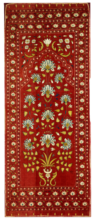 lich-tung:  mughalshit:  Tent Panel India, Mughal, c. 1700 Cotton tabby, embroidered with silk  This