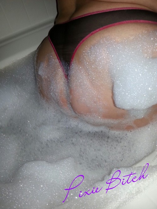 pixie-bitch75:  Happy Thong Thursday… with a lil bonus, dildo n’ bubbles!