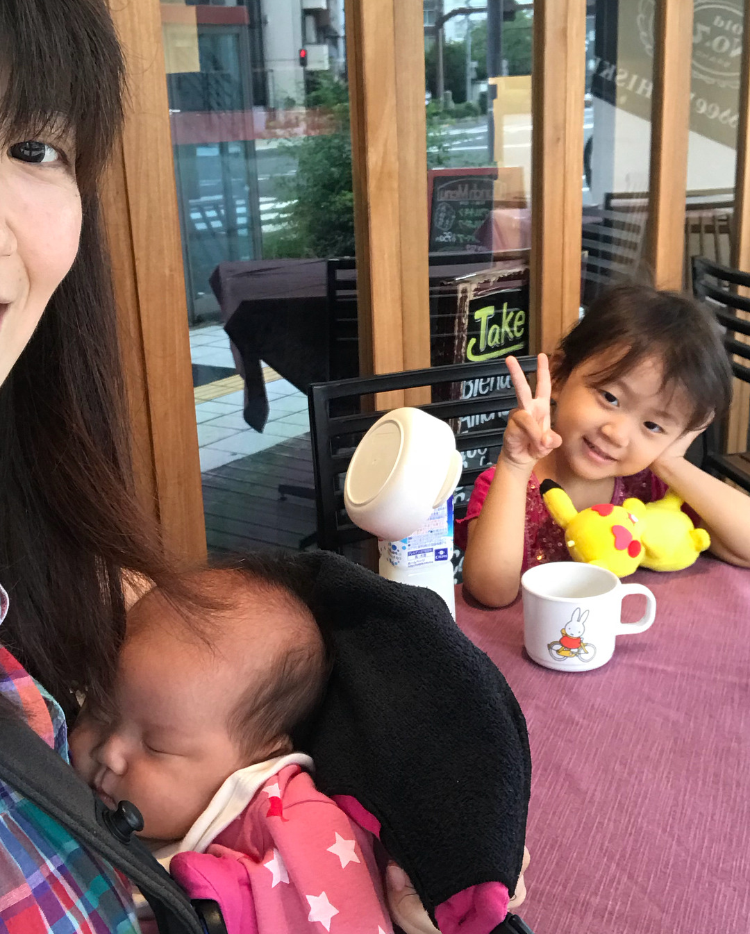Suzuraoi 妹さん やっと退院 姉同様 新生児黄疸でした 母親がo型だとなりやすいとか
