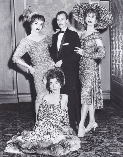 malesoulmakeup:  The Jewel Box Revue, 1940’s.