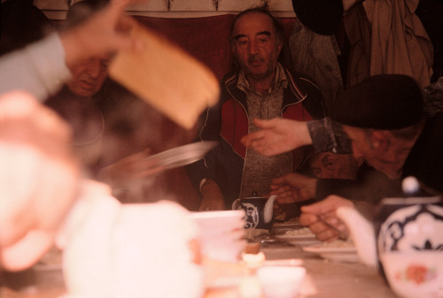 ofskfe:  Jews of Bukhara, Uzbekistan, 2001. Photos by Gueorgui Pinkhassov. “Aron Zar