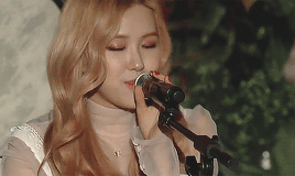 taenine:  idols: rose ♡                                      