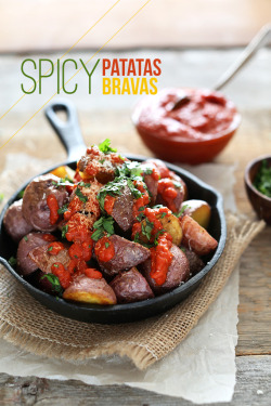 vegan-yums:  Simple Patatas Bravas