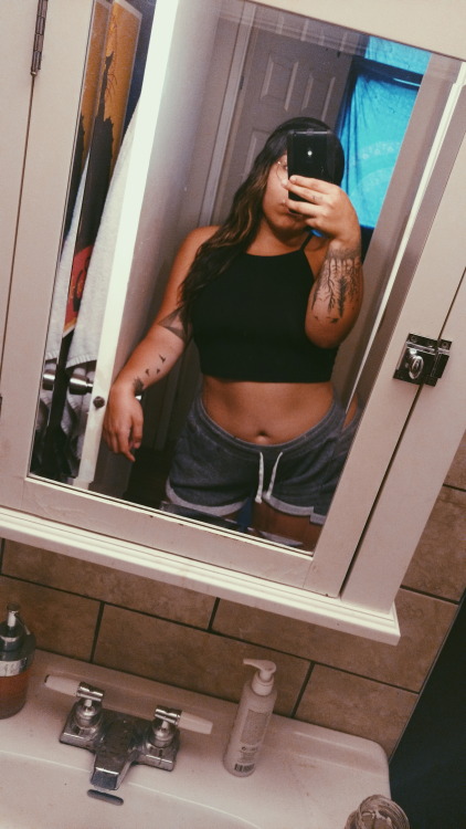 Sex highnympho:  Dis tummy 🐼 pictures