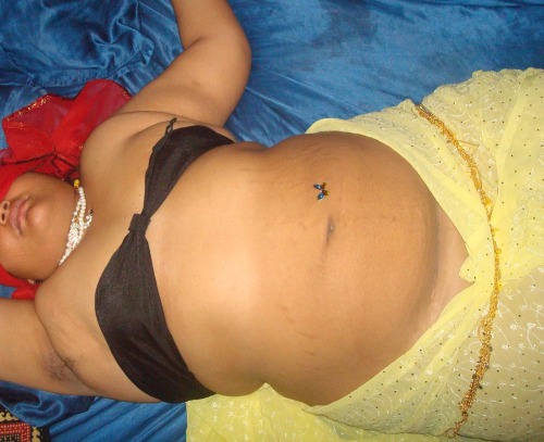 Porn Pics xprythmx:  Bhabhi ji, aap ka Chooth dariya