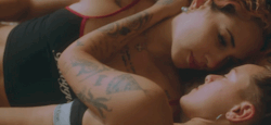 Pineapplelove:lauren Sanderson - Hotel Room