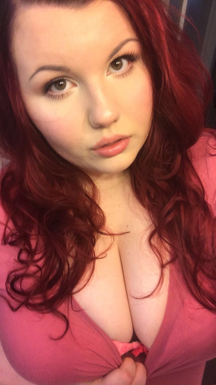 buppygirl:  Selfie drop 🌺  VIP Snapchat ~ MV ~ My Porn Archive