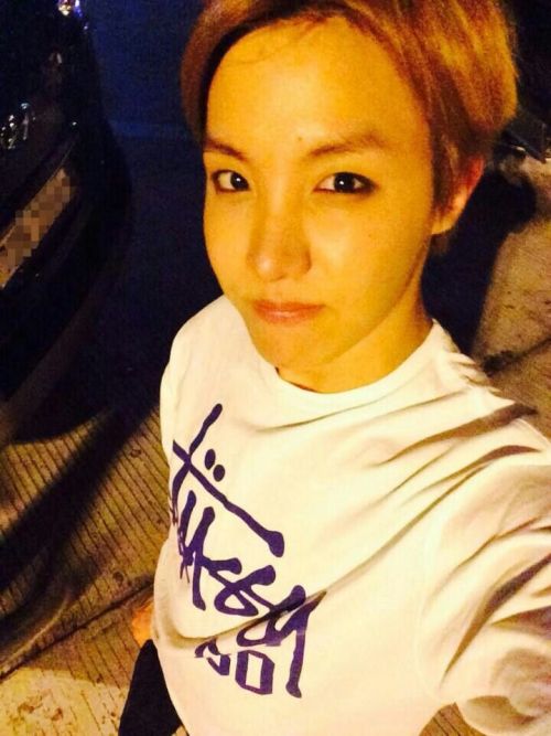 livelovehoseok:hoseok + eyebrows = heart attack