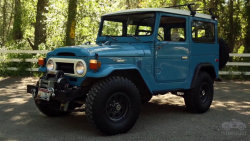 ultravagant:  Petrolicious geeks out off-road in Toyota FJ40  Eve