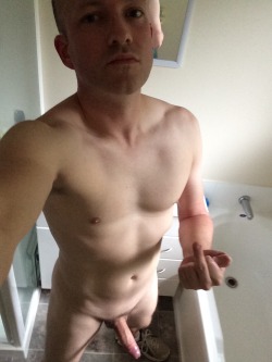 Bigbroth4U:  This Submission From Andrew In Auckland, Nz Turns Me On! I’d Love