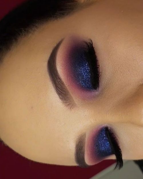 lipstickaddict: makeuphall: IG: makeupbyan Find luxury makeup for less here Find vegan makeup tools 