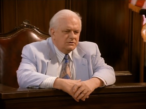  Evening Shade (TV Series) S4/E4 ’Witness for the Prosecution’ (1993), Ava has to cross-