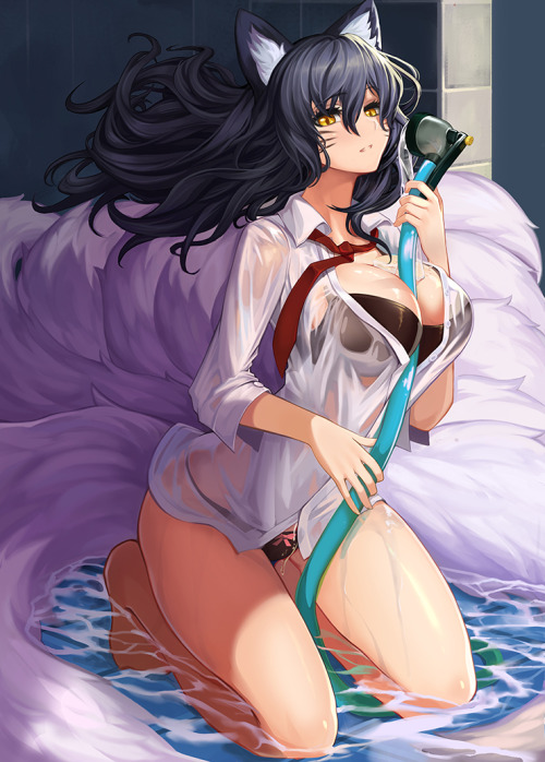 kant:  Washing Ahri | goomrrat [pixiv]  