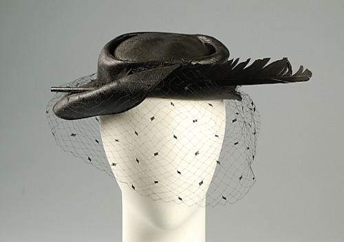 omgthatdress:  Hat 1935 The Metropolitan porn pictures