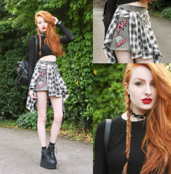 lookbookdotnu:  Left Behind. (by Olivia Emily)