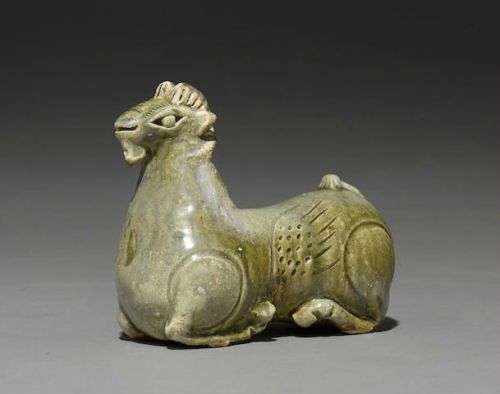 virtual-artifacts: lepusdiscordia: virtual-artifacts: A celadon glazed recumbent ram, Eastern Jin dy