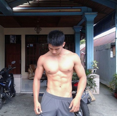 Reiner Senduk bro