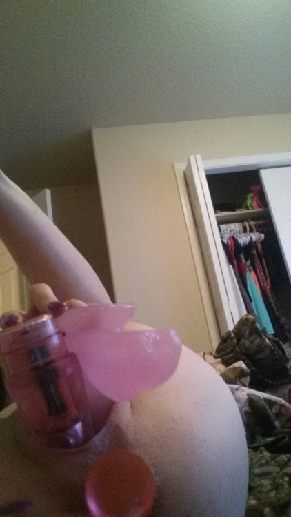 his-broken-toy: I’ve found a new daddy to please. Until he gets here on the 27th, I just send 
