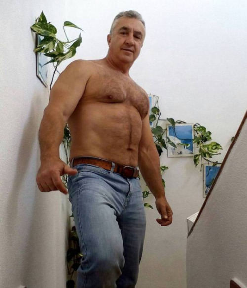 OMG! The Perfect Daddy! I’ll purposely misbehave so he can punish me! WOW! What a man!