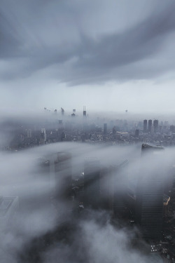 captvinvanity:  The moving fog  | Photographer | CV