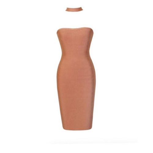 ☀️Work that summer glow! Our Daisy Tan bandage dress has your on trend #choker and #sweetheart neckl
