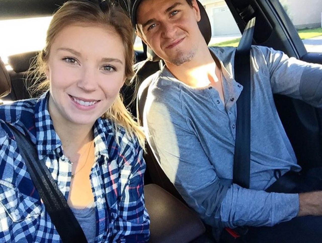 Wives and Girlfriends of NHL players — Dara Howell & Mark Scheifele