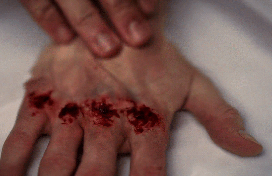 tumblr_psooubjtWE1qbhgiho6_r1_540.gif