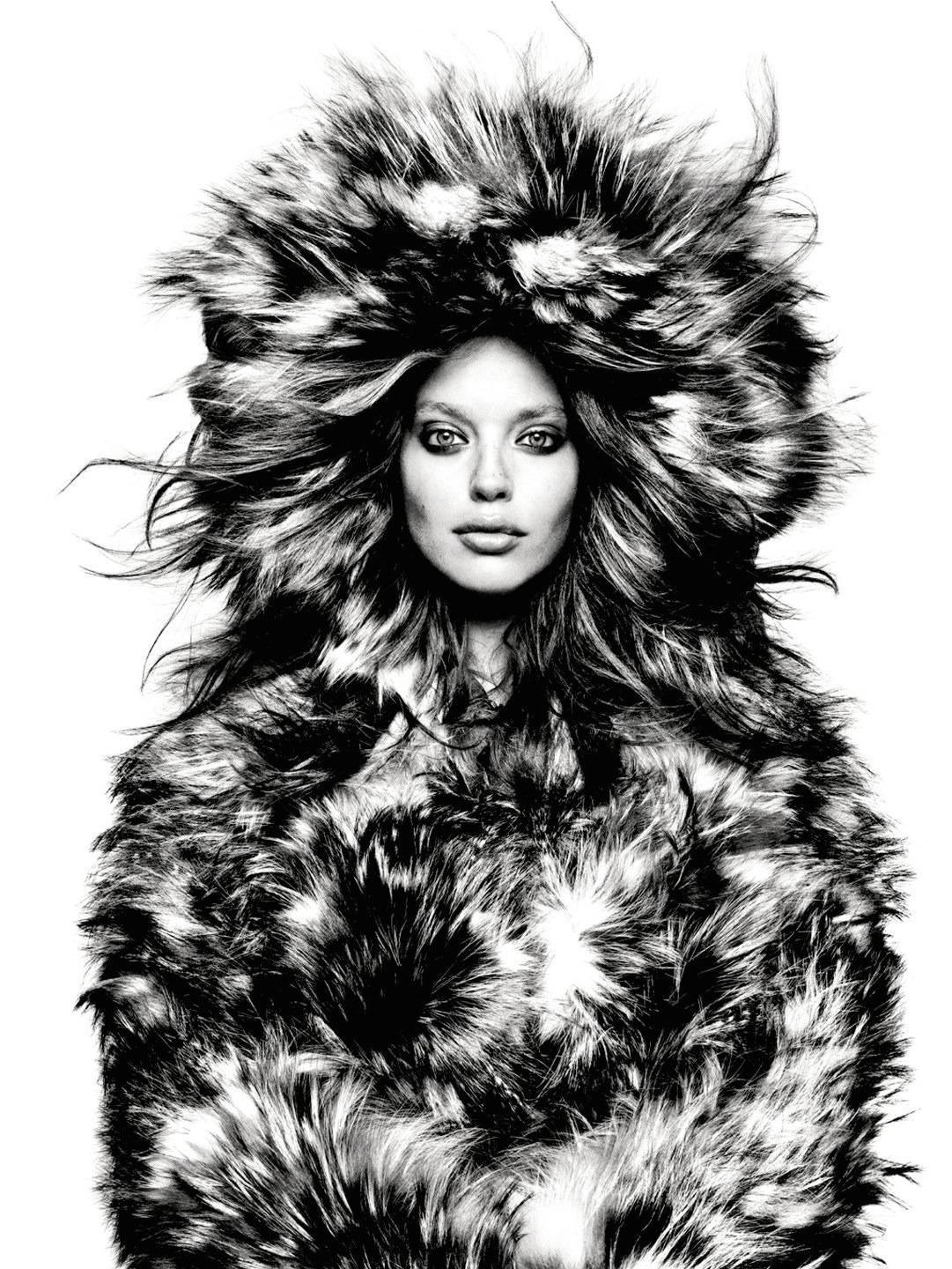 stormtrooperfashion:  Emily DiDonato in “Deep Breeding” by Platon for Garage