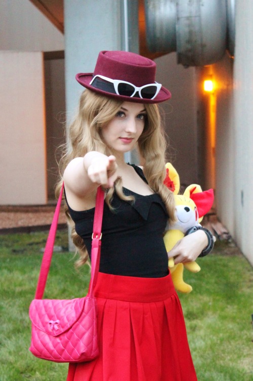 theofficialandrewryan: vampirouette as Serena from Pokemon XY at Anime Central 2015