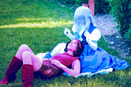 fictionaleyes:  So, what was it? The answer? Sapphire: thornprick/somaperies Ruby: fictionaleyes Pho