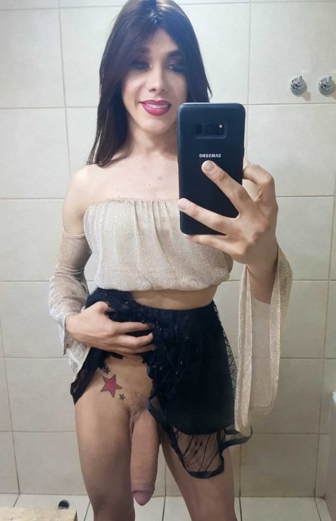colmenarv:  shemalesallday:  Anaconda Real  Ummm esta buenísima 