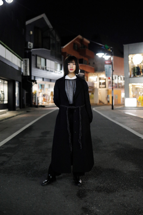 conveniitekuru: Droptokyo (ドロップトーキョー) » FRESH SNAPS » TINA KOYAMA – TOKYO