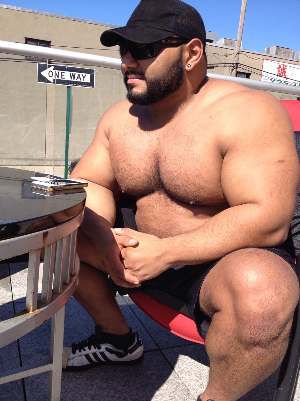 nightmarecub:  My friend, Humberto *swoon* 