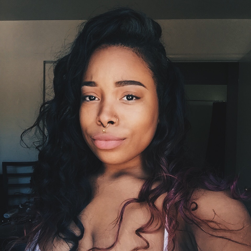queenevea:  deadlywhores:  aestheticsista:  when the sun kisses your features ever