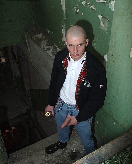 hooded-pervert:  treillis:  Oi oi Bro ! Do you want piss or be licked ?  (via TumbleOn) 