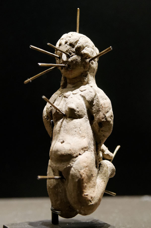 coolartefact:  Graeco-Roman curse effigy (“voodoo doll”), pierced by 13 needles.