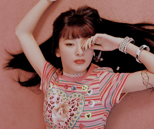 neweraidols:the perfect red velvet pink teasers
