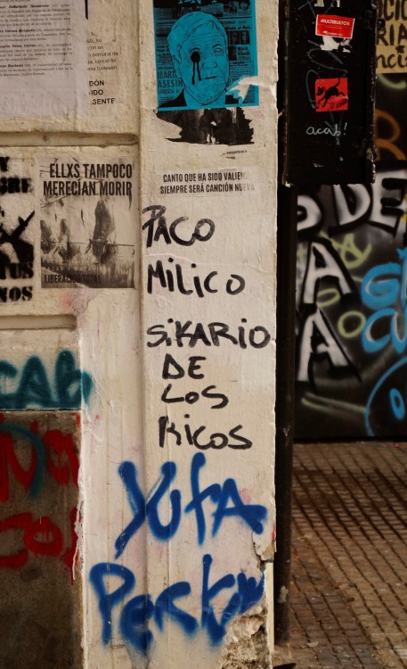 “Cops, soldiers, hitmen of the rich”Seen during the Chilean uprising in November 2019