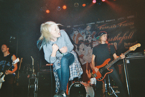 xonlyjenna:  Tonight Alive by Jenny Zavala on flickr. 