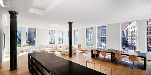 interiordesignmagazine: Arjun Desai and his wife, Katherine Chia, combined two New York artists’ lof