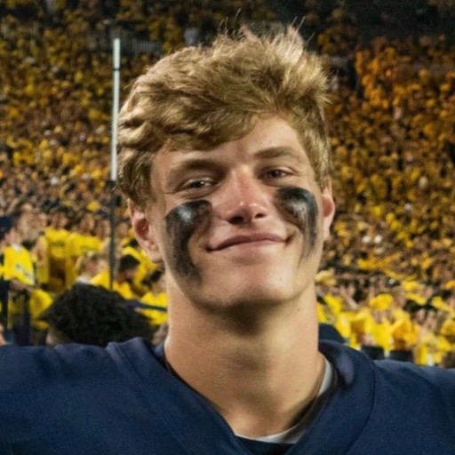 sexycollegeguys-deactivated2022:JJ McCarthy the hottest football player alive.  all the bitches want to get fucked by a champion 