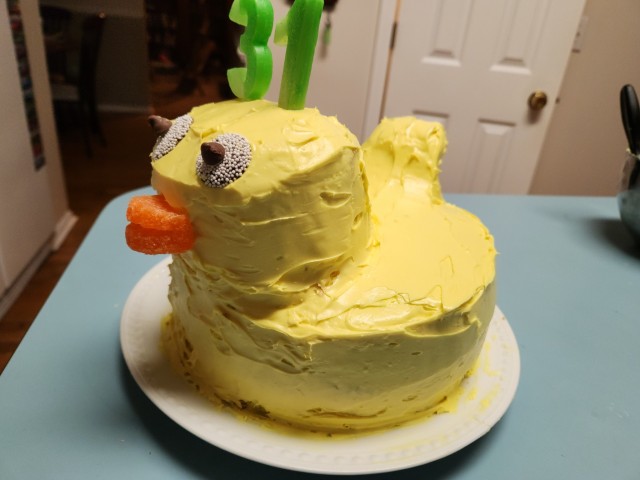 auwa:made this cake for my friend’s birthday ffddfhfhdf you actually did it u fuckin legend