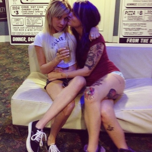 ph4ntasmag0ria:  I’m spending my night with @mahlopesz 😍😍😍 #mahsuicide #circasuicide #suicidegirls #kisses #jacksonville 