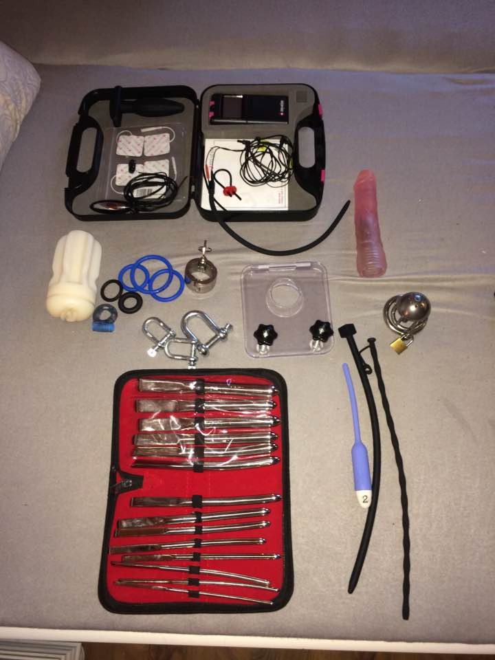 lockedbysexyyoungmistress:  Toys I told my husband to surch about all our toys today,