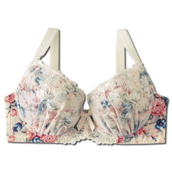 frillylacylove:  ♡ aimerfeel lace-covered