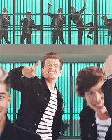 zaynismalik-blog:  “let me kiss you…” 