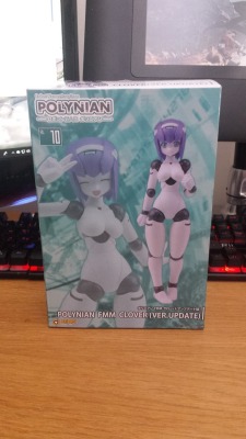 dragonmanx: clover figure arrived today,  shamrock on the way 