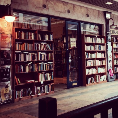 mellifluousbookshelf:Charlie Byrne’s Bookshop, Galway